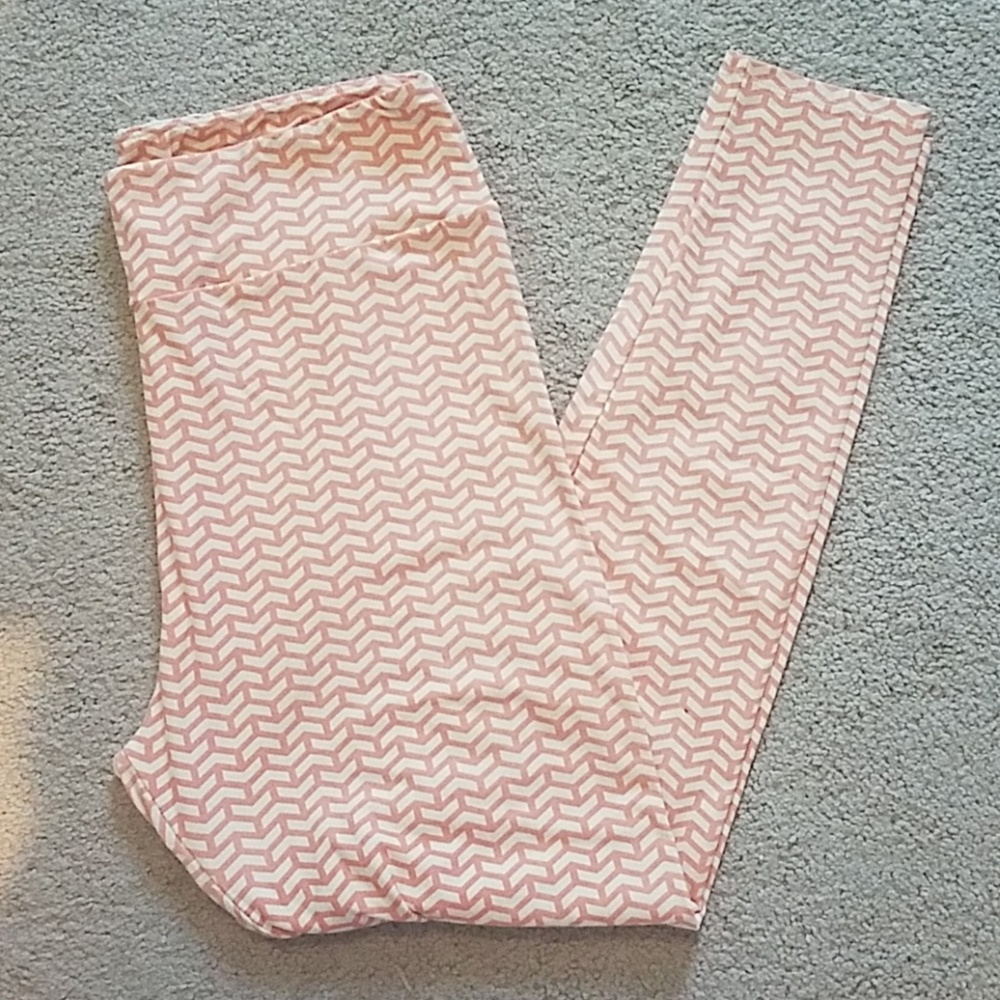 Pink & white leggings